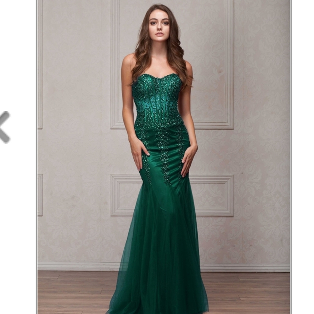 Prom bridesmaids dresses evening gown part…
